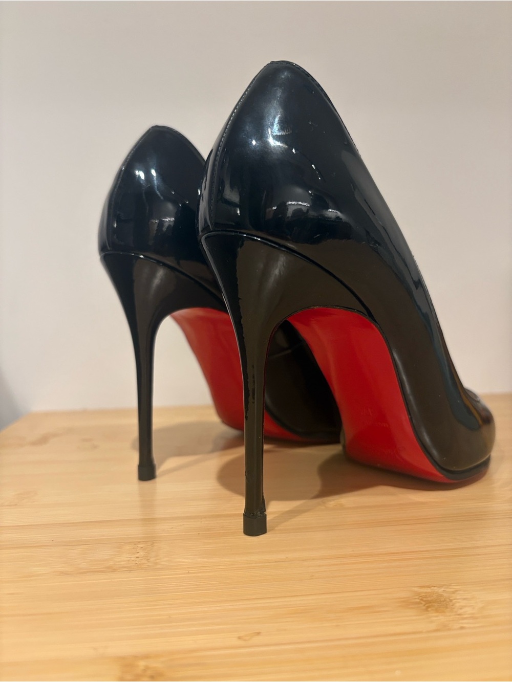 Christian Louboutin Black Patent Leather Pointed Stiletto with Red Sole - Picture 3 of 12